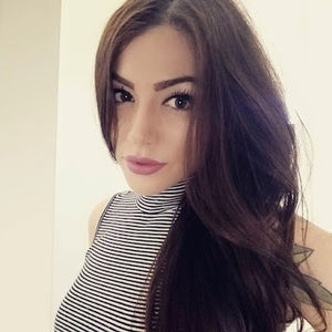 Meet your Posher, Danielle